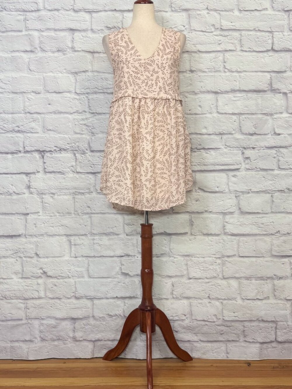 Anthropologie dRA Los Angeles Blush Leaf Print Mini Dress